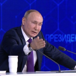 Путин: Россия и Китай выступают против политизации спорта