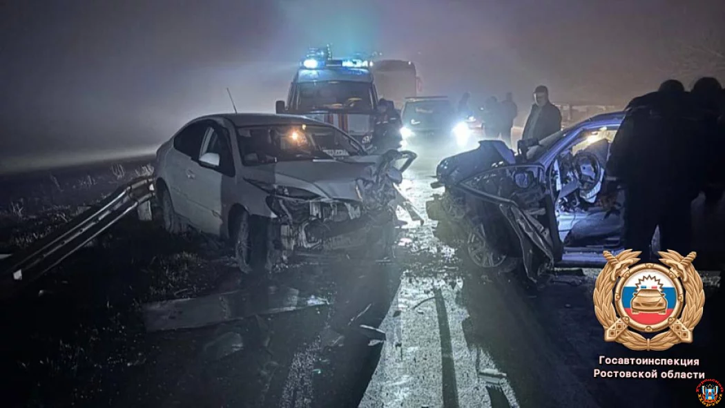 К столкновению трех машин на трассе «Новошахтинск-Гуково» привел обгон в тумане К столкновению трех машин на трассе «Новошахтинск-Гуково» привел обгон в тумане