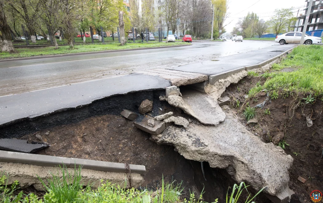 Контракт на реконструкцию ливневок в Ростове получила компания, переехавшая в Москву