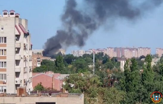В Нахичевани в Ростове горит многоквартирный дом