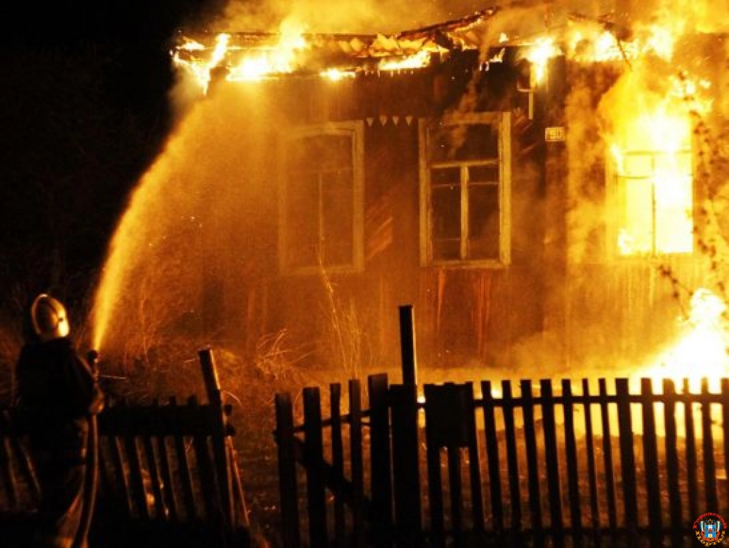 На Дону 51-летний мужчина погиб при пожаре в частном доме