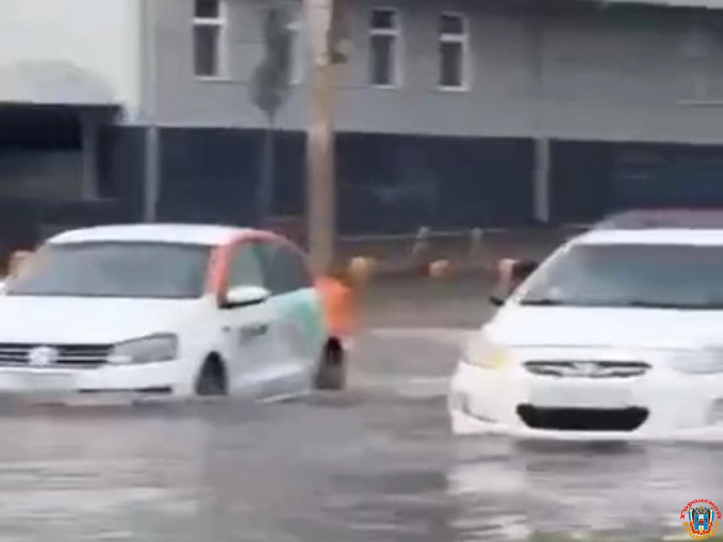 Северный в Ростове ушел под воду из-за ливня