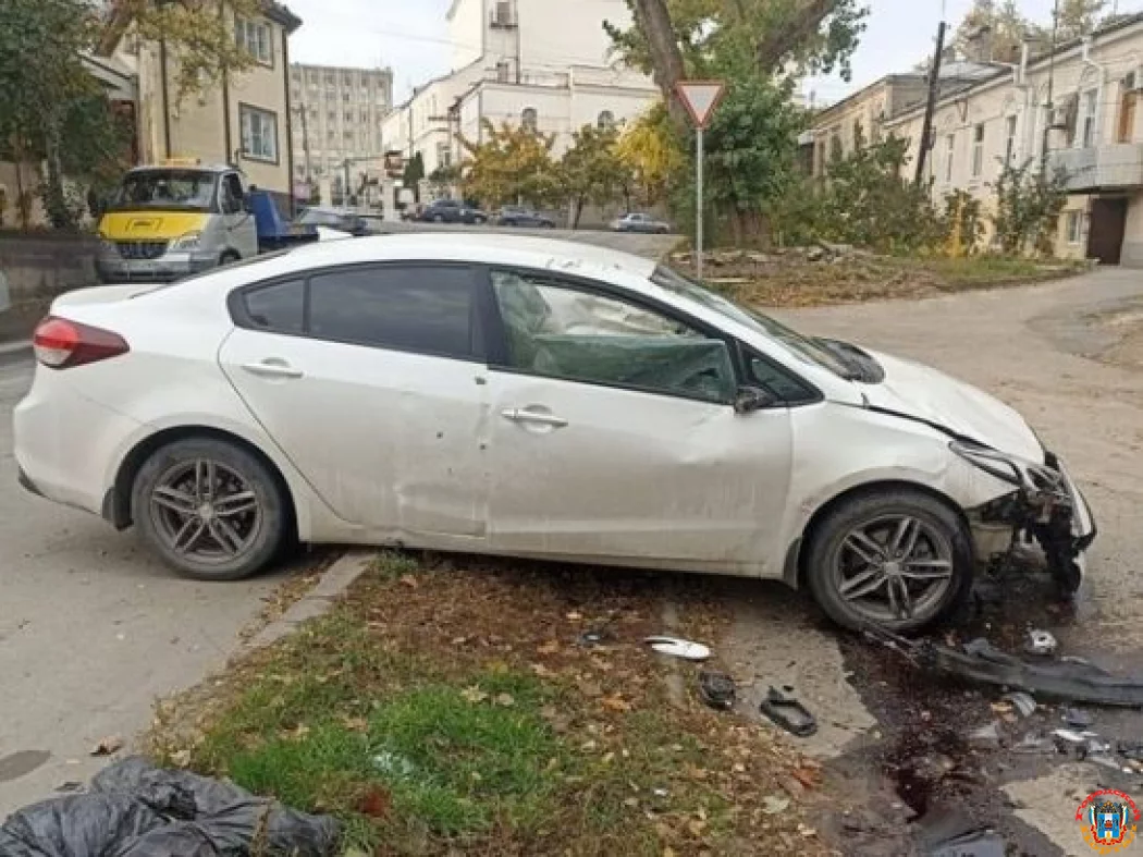 В Таганроге в ДТП с «перевертышем» пострадала женщина