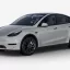 Tesla клеит на машины цветные плёнки за бешеные деньги 1