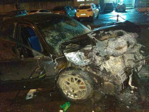 Жуткое массовое ДТП с семью автомобилями и двумя пострадавшими мужчинами в Ростове попало на видео