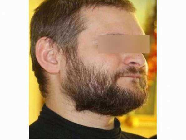 Мужчину несколько раз пырнули ножом в живот и застрелили прямо посреди Ростова Мужчину несколько раз пырнули ножом в живот и застрелили прямо посреди Ростова