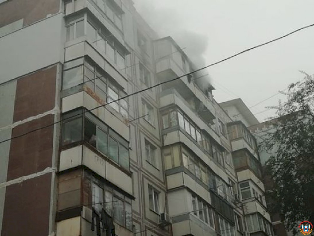 На 40-летия Победы в Ростове сгорела квартира