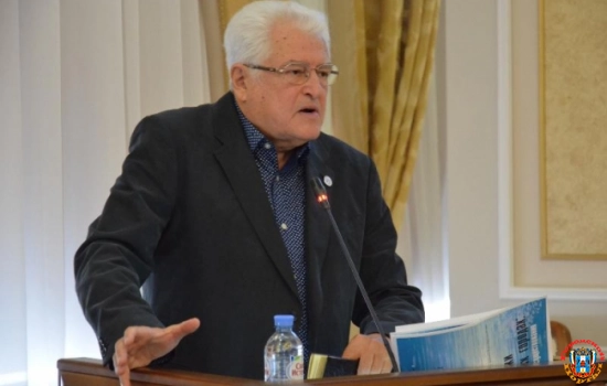 Первый мэр Ростова назвал современных чиновников некомпетентными