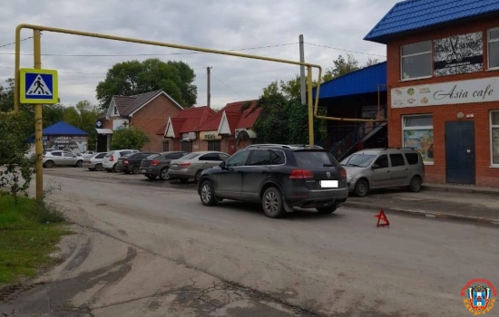 В Ростовской области 7-летняя девочка попала под колеса иномарки