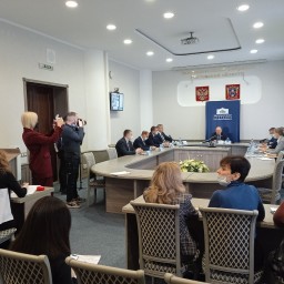 Ростовские депутаты и бизнесмены поспорили, нужно ли снижать налоги