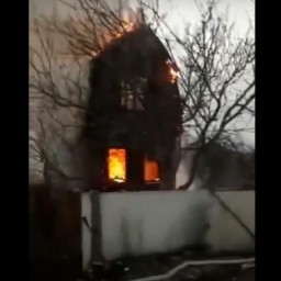 Двое детей погибли при пожаре в частном доме в Аксайском районе