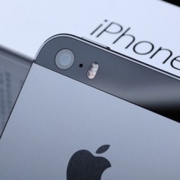 Apple обновила iPhone, выпущенный в 2013-м