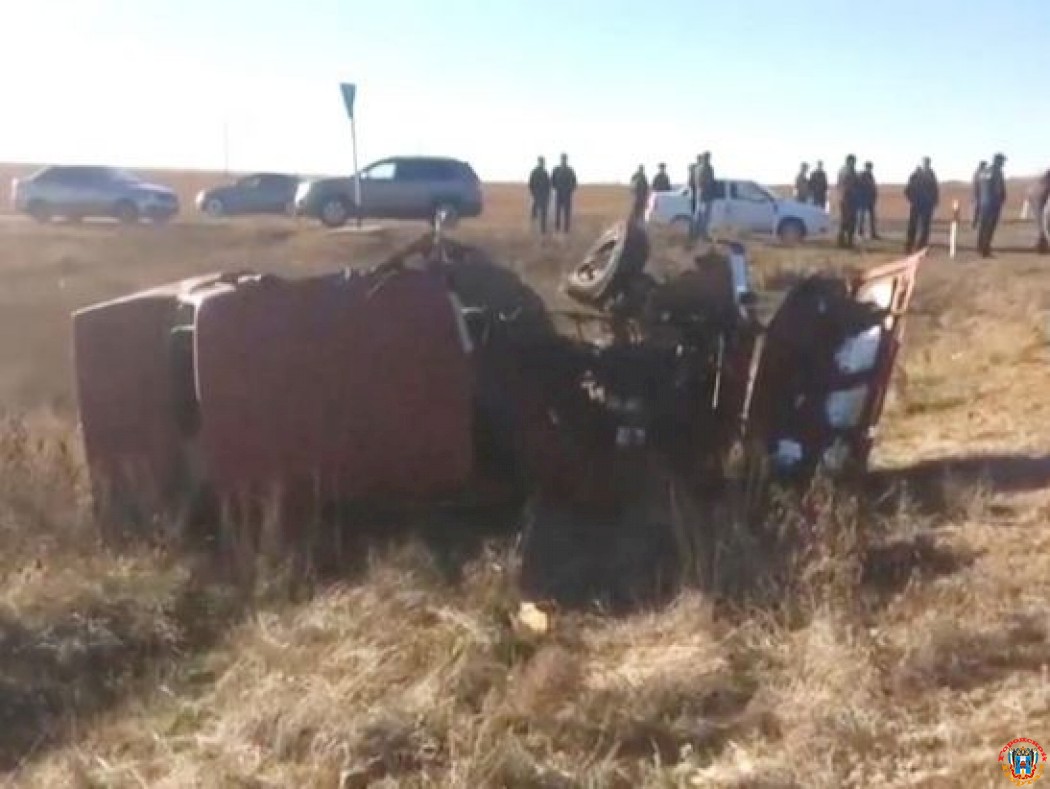 На Дону 30-летний водитель легковушки погиб в ДТП с трактором