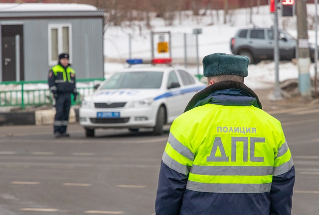 В Таганроге оперативники ФСБ задержали гаишников-взяточников