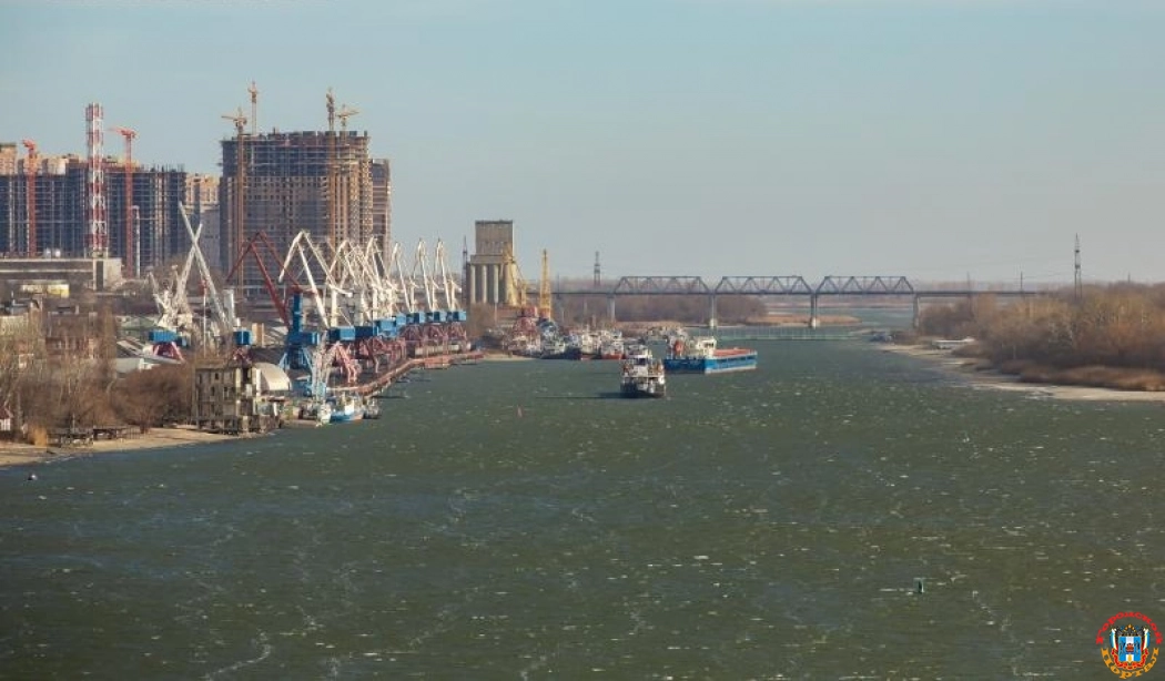 В Ростове в морском порту построят систему управления движением судов