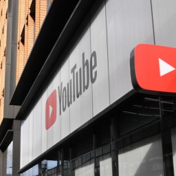 YouTube назвали главным источником фейков