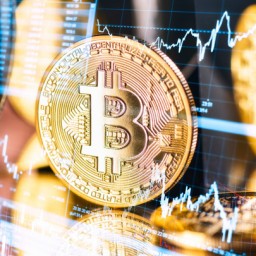 Биткоин падает: "киты" фиксируют прибыль