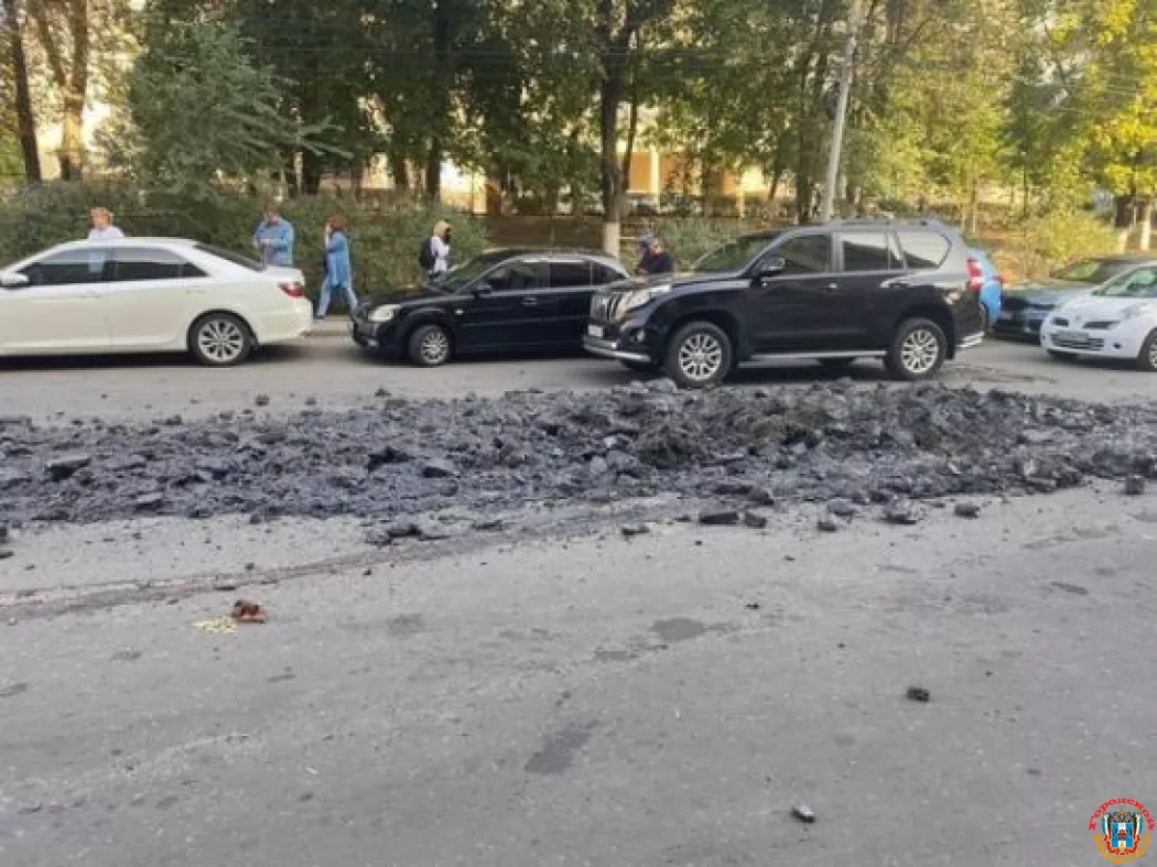 В Ростове из-за ДТП в Доломановском образовалась пробка