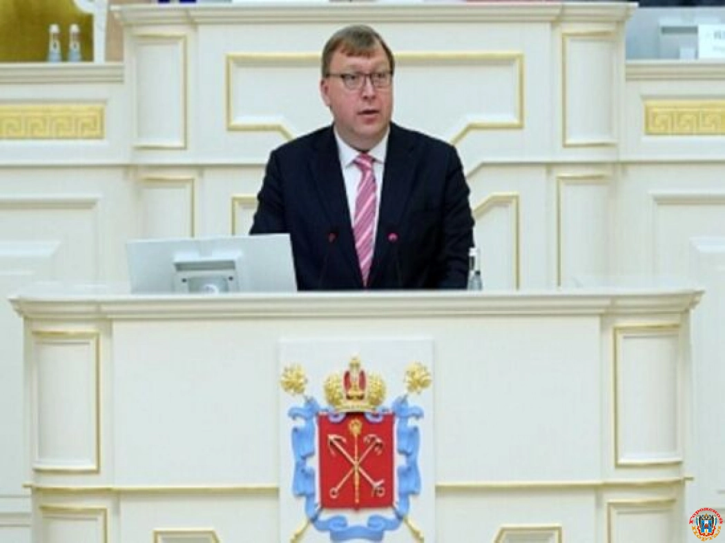 Александр Ищенко выступил перед парламентариями в Санкт-Петербурге