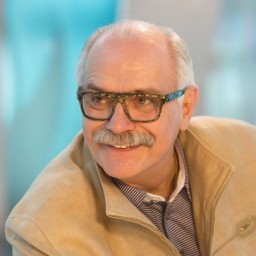 Премьера спектакля Никиты Михалкова может пройти на сцене Большого