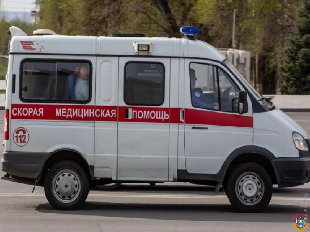 В Ростове 19-летний пассажир такси пострадал в аварии
