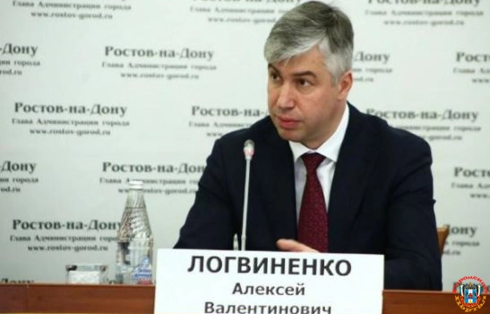 Доход сити-менеджера Ростова за год уменьшился в два раза