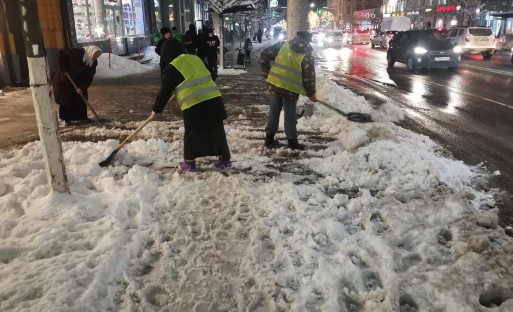 Власти Ростова-на-Дону отчитались об уборке улиц от снега