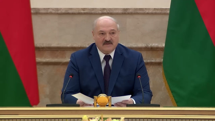 В Белоруссии начала работу конституционная комиссия