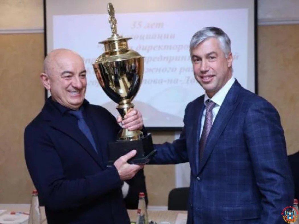 Алексей Логвиненко поздравил с 35-летием совет директоров Железнодорожного района