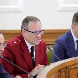 Глава Роспотребнадзора попросил жителей Ростовской области воздержаться от путешествий в нерабочие дни