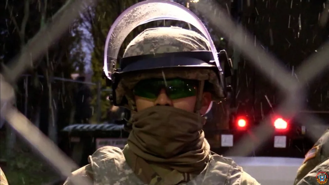 Комендантский час в Миннесоте: гибель Данте вызвала бунт и ночи протестов