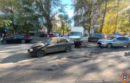 На Орбитальной в Ростове 40-летний автомобилист пострадал в ДТП