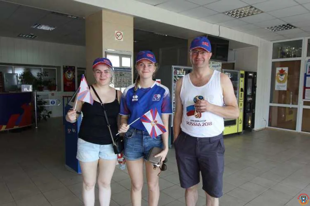 Ростовский бассейн ЦСКА посетили исландские болельщики