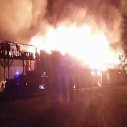 Мощный пожар всю ночь тушили в Ростовской области на видео