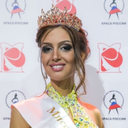 Ростовская фотомодель тайно вышла замуж за короля Малайзии