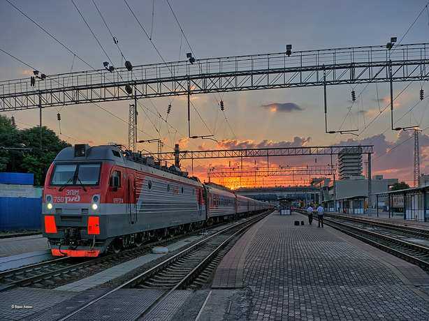 Железнодорожный вокзал "Ростов-Главный" после обновления готов обслуживать до 4,5 тысяч пассажиров в час