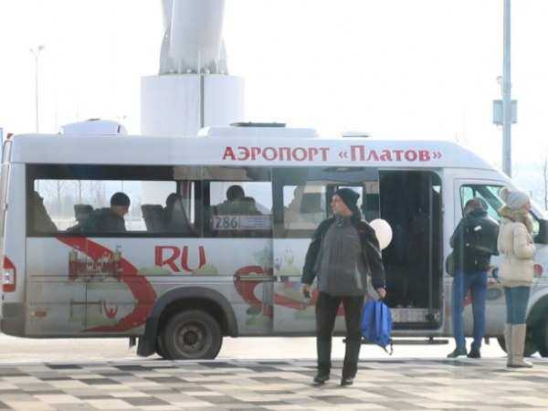 Новые трудности организовали для ростовчан хитрые маршрутчики аэропорта "Платов"
