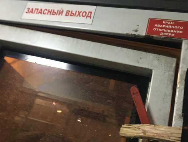 Маршрутку с отдельным выходом для безбилетников нашли внимательные пассажиры в Ростове