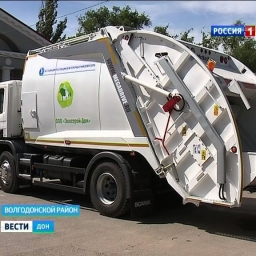Мусоровозов в Ростове станет больше, но контейнерные площадки нужно менять