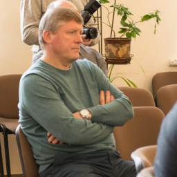 Таганрогский депутат выписывал себе и своим подчиненным незаконные премии