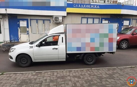 На рынке «Темерник» в Ростове 36-летняя женщина попала под колеса «буханки»
