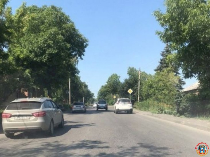 Ростовчане попросили администрацию сделать разметку на улице Лесопарковой
