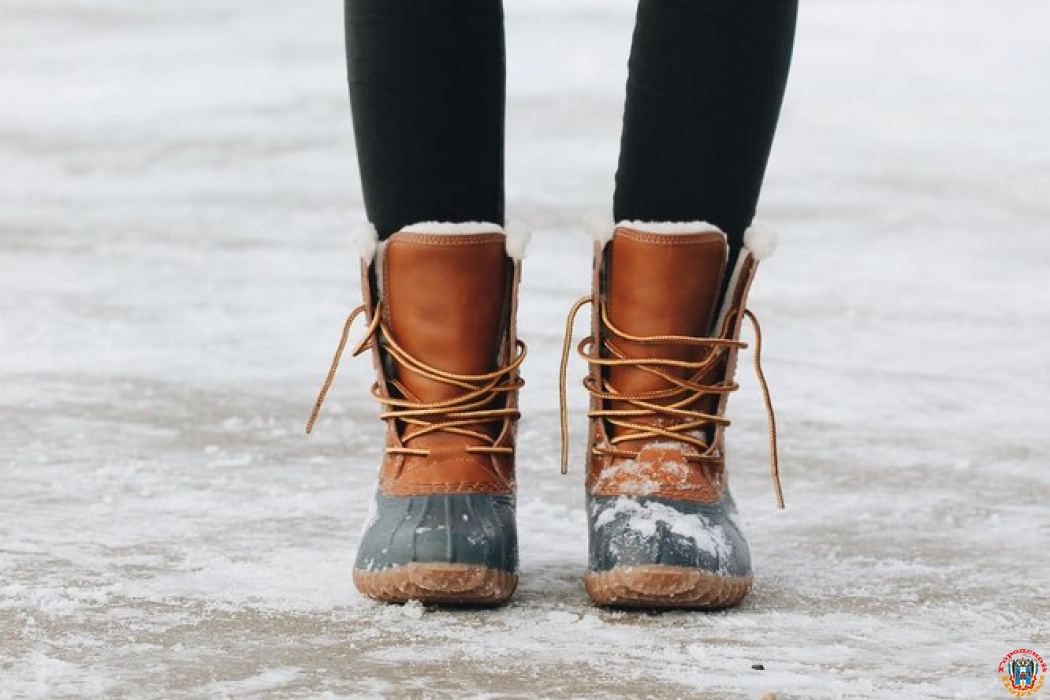 Как утеплить ботинки своими руками: этот простой трюк убережет ноги от холода