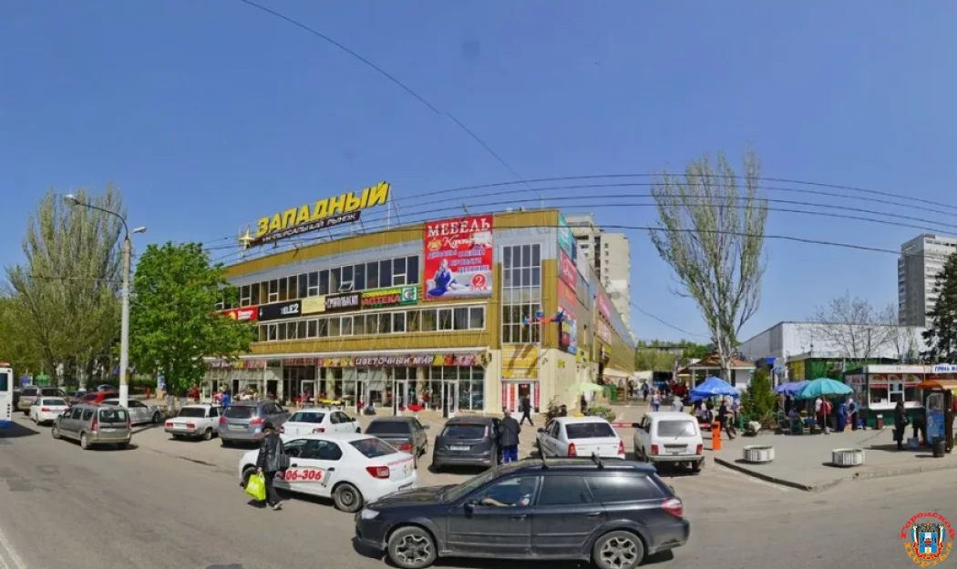 На Коммунистическом 32 эвакуировали ТЦ