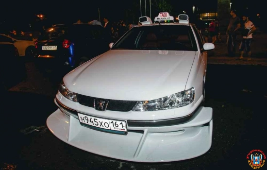 Таксистов с 1 сентября ограничат в работе 12 часами