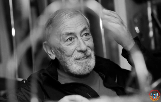 В Тбилиси похоронили Вахтанга Кикабидзе