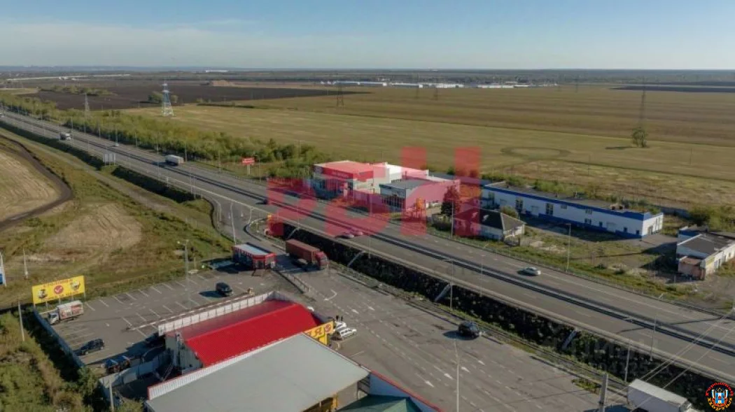 На Самарском шоссе выставили грузовой автоцентр за 100 миллионов рублей