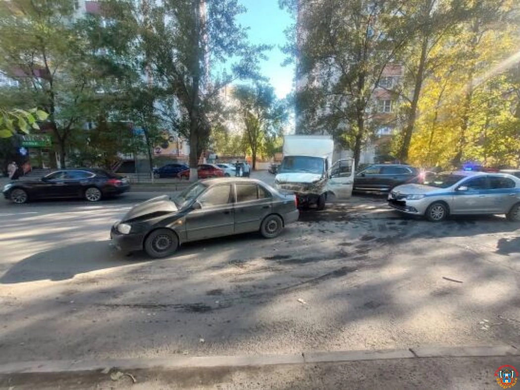 На Орбитальной в Ростове 40-летний автомобилист пострадал в ДТП