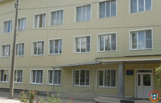 При взрыве в Тацинской пострадал сотрудник супермаркета