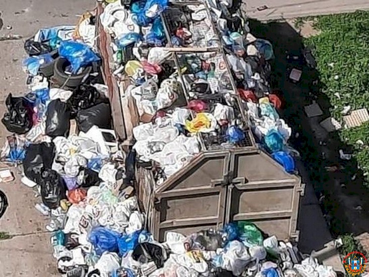 В Ростове жители Левенцовки пожаловались на свалку мусора возле домов
